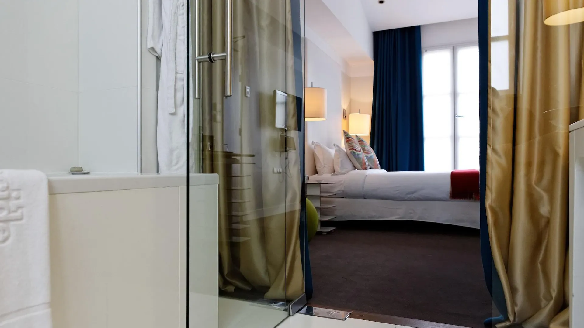 Le Placide Saint-germain Des Pres Hotel