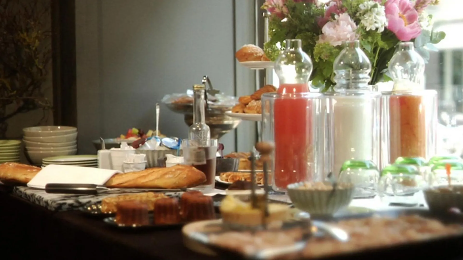 Hotel Le Placide Saint-germain Des Pres 4*
