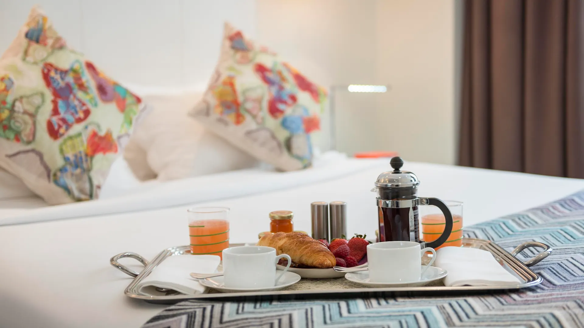 Hotel Le Placide Saint-germain Des Pres 4*